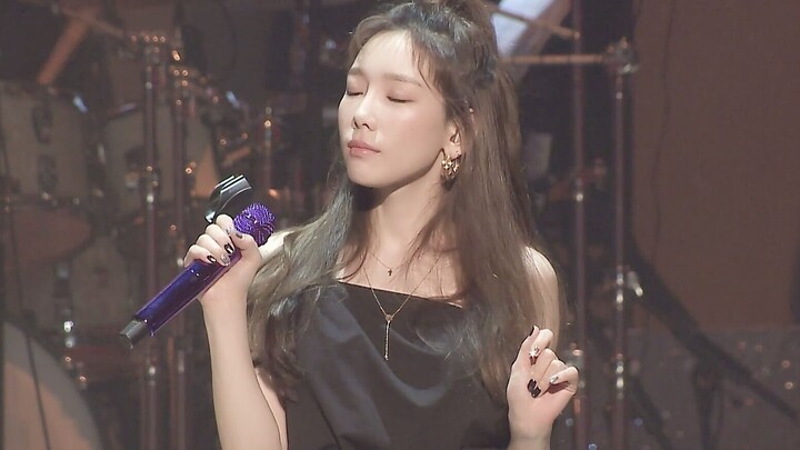 [Live] "Four Seasons" + "Blue" - Taeyeon