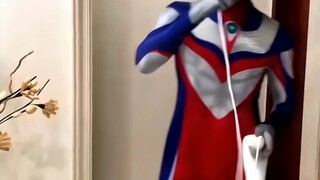 Ultraman Tiga Karok