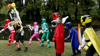 Pertarungan tim terakhir antara Kuaishou Sentai dan Police Sentai TV