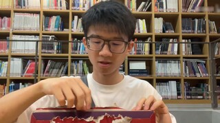 Unboxing Tsinghua University Admission Letter (2021)