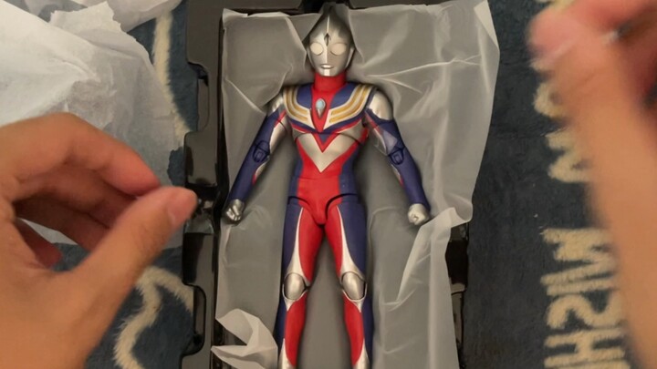 That's it?! 99% winning!? The first real bone sculpture of Ultraman Tiga in history