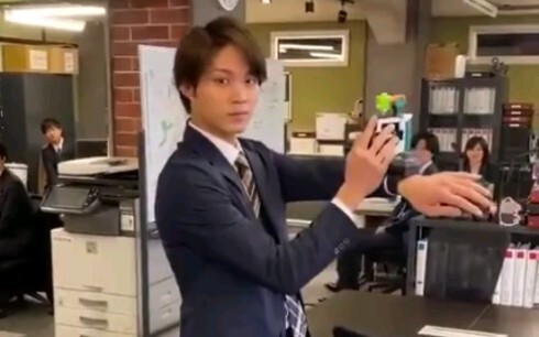 [Yuto Isomura] The little prince transformed into Kamen Rider Necrom on set!