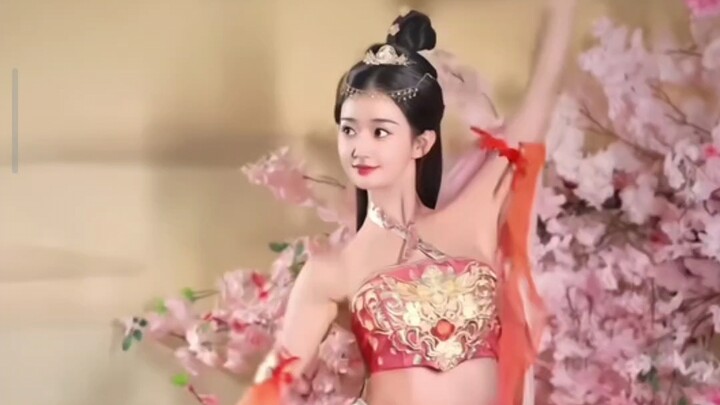今日无事，勾栏听曲——羌笛何须怨杨柳，春风不度玉门关＃敦煌舞＃天宫舞曲