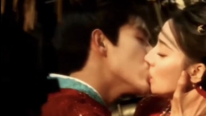"You dare to kiss like this, I can't even watch"