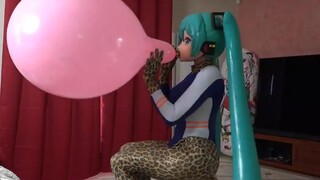 【kigurumi】胶衣初音cos吹气球，另类体验（新kig视频563）