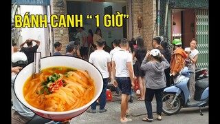 Bánh canh "1 giờ" đông nhất Sài Gòn, bán đúng 1 tiếng, đến trễ "hẹn ngày mai"