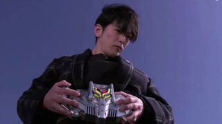 Kamen Rider Ryuki: Apakah ini sabuk transformasi keenamku? Rasanya menyenangkan (Bagian 1) Meme Toku