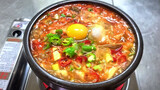 韩国美食店老板教你做正宗的韩国嫩豆腐汤。