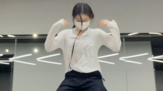 【哈！？What’s Poppin】永远不要穿带长条的裤子跳舞