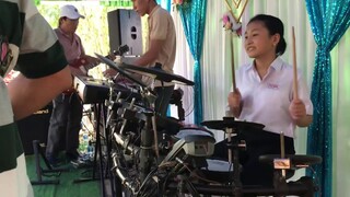 Chachacha Dân Ca | Drum Ni Ni Vừa Đi Học Về Và Đi Show Đám Cưới