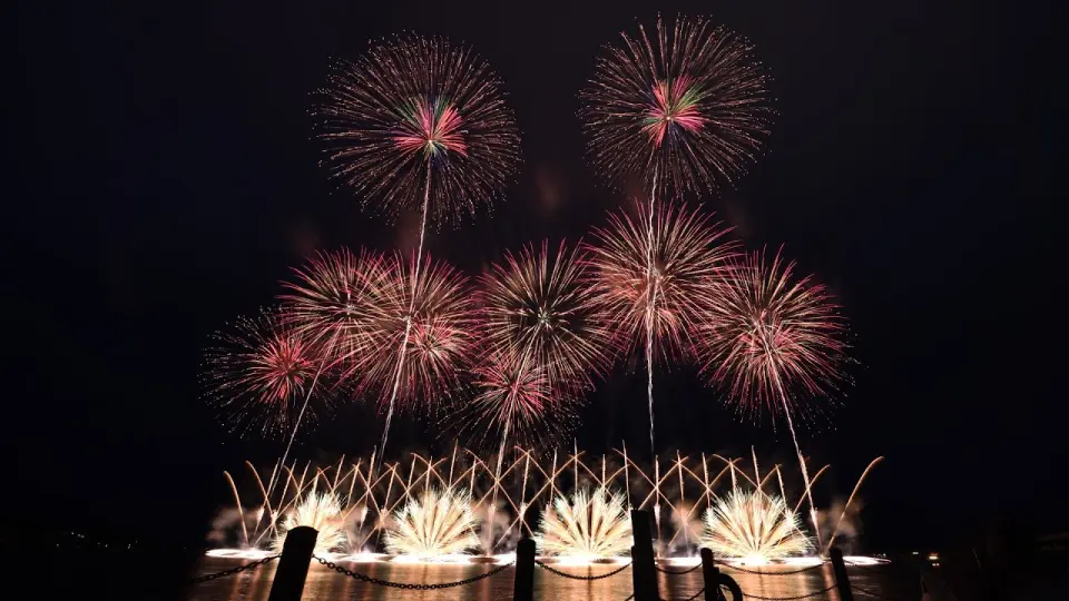 22 いわき花火大会 オープニング いざ出陣 新たに始まる 復活の花火 日本橋丸玉屋 Bilibili