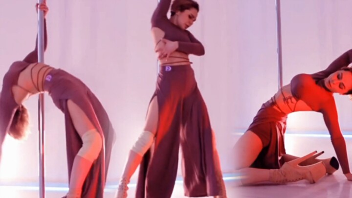 炸裂！俄罗斯顶级钢管舞dancer带你领略，什么叫力量与美丽并存！