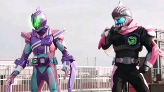 Kamen Rider REVICE Pertunjukan Bentuk Berkuda Kaisar Megalodon