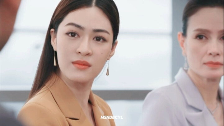 การเลี้ยงดูของฉันไม่อนุญาตให้ฉันอารมณ์เสียในขณะนี้ แต่ความรักที่ฉันมีต่อเธอจะไม่อนุญาตให้ฉันยอมรับสิ
