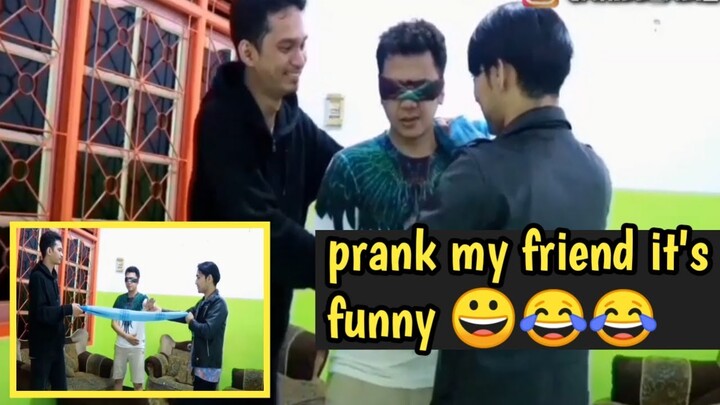 PRANK MY FRIEND(CHALLENGE JADI BODO)ITS FUNNY!! WKWKWK