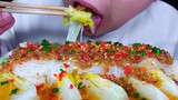 [ASMR][Makanan]Suara mengunyah kubis & bawang putih cincang