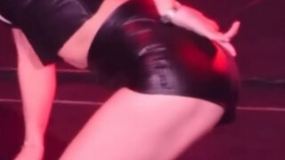【Ngày của con gái】161130 Park Sojin Sojin Trời lạnh rồi lại nóng lên khi nhìn dì Quần yếm đen + quần