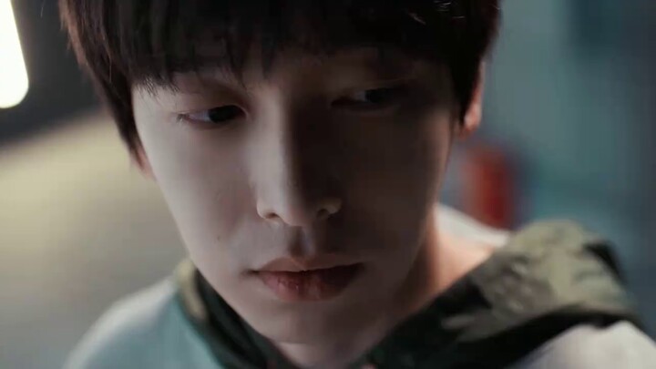 The surgeon? No! Actually, the surgeon protects the surgeon! I will protect Sister Baoer, just like 