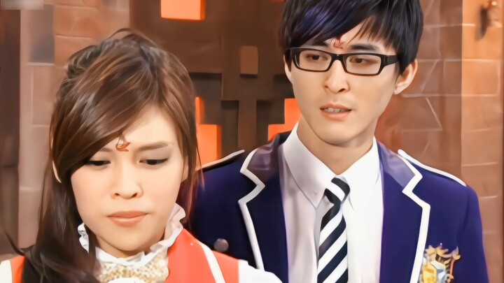 [Học viện Moe | [Chân dung phụ nữ] "Một bông hồng trông mỏng manh cũng có thể cầm một thanh kiếm sắc