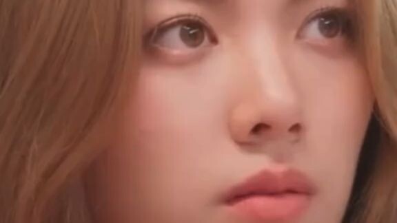 หลิงหลิง คอง, ออม กรณ์นภัสthe secret of