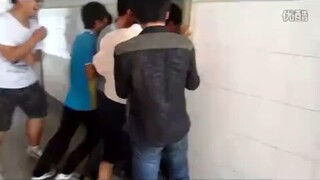 济宁一中老师和学生打成一片😋