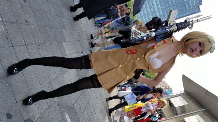 [Manzhan cosplay] Manzhan beige dress cosplay cute blonde beauty, are you tempted?