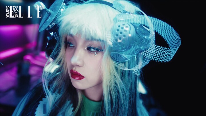 Cyberpunk Yuqi (G)I-DLE [4K UHD]