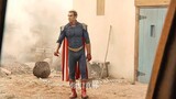 Two supermen fight because of a child