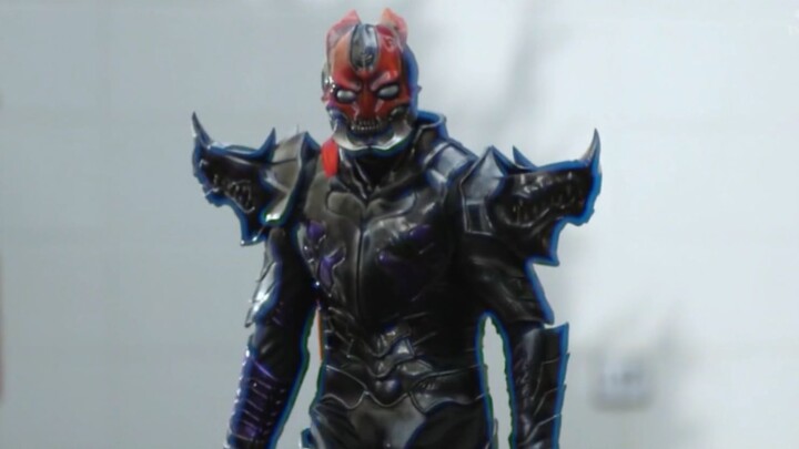 [Kamen Rider Holy Blade/Saber] Cuộc sống thường nhật của những thiên tai lang thang khắp nơi (sai lầ