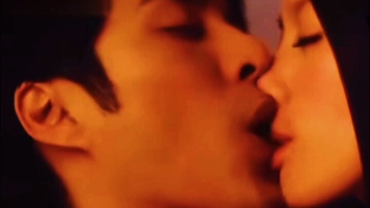 [Film]Adegan Ciuman Ini Ganas Sekali