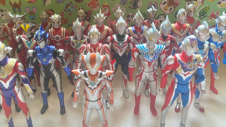 Fat House Toys: Unpacking 25 SHF Ultraman Boxes at a Time