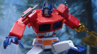 [Stop Motion Animation] Rubik's Cube MP Scale Optimus Prime 2.0, still big and comfortable!