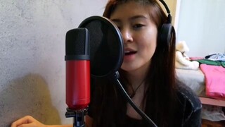 Lagu selamat hari raya oleh Elizabeth Tan