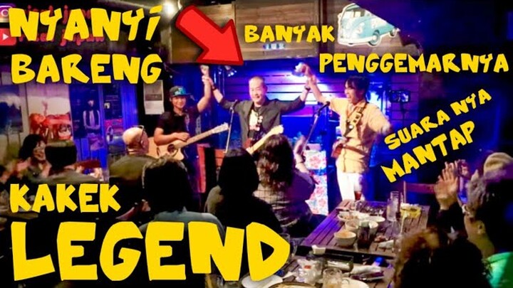 NYANYI BARENG KAKEK LEGEND ..!! FANS nya banyak juga euy ..!!!