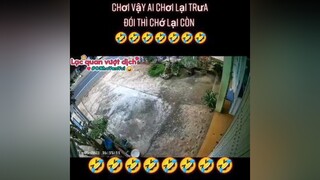 Vào mà bắt em đi anh🤣🤣🤣 onhavanvui funnyvideos fypシ゚viral fypシ xuhuong fypage hàihước hàivl cuoibebung cuoixuyenviet 🤣🤣🤣