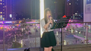 [Musik] Nyanyi "Misplaced Time" Di Tengah Kota