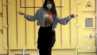 Sayuloveme mengcover lagu dance! Saya sudah lama tidak memberi kabar.