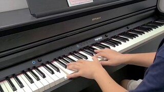 Piano solo "Small Town Summer"! Jika Anda ingin 10.000 hit dengan satu klik, saya akan melakukannya!