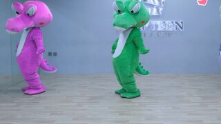 🐊 EXO-「Call Me Baby」 The fat crocodile brings you back to the past