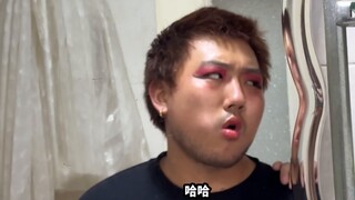 I deliberately used VR to watch hot girls in front of my brother! My brother's reaction was...