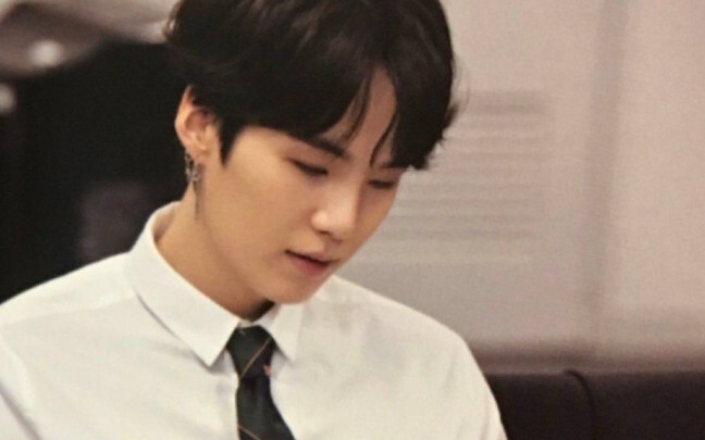 [BTS] Nhan Sắc Đỉnh Cao Của BTS - Suga