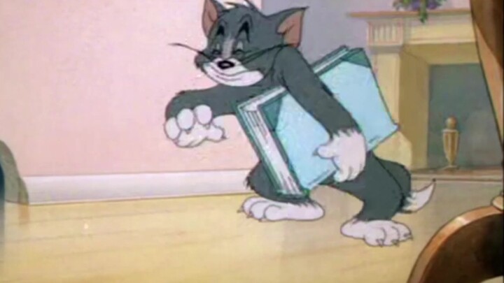 Rất thật! Mở *ộc sống Ngày Quốc khánh của bạn với Tom và Jerry! !