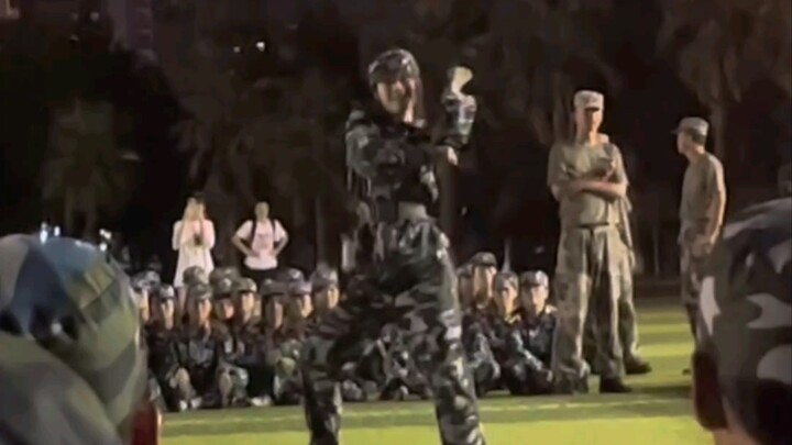 I am the most popular (military training version)