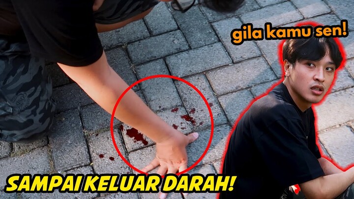 BERANTEM SAMPE MUNTAH DARAH!