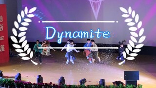 [BTS] Buổi tiệc tốt nghiệp khoa tiếng Anh - Đội Nam nhảy "Dynamite"