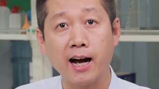 Chỉ cần đổi năm và bán cho tôi với giá 1.900 tệ? Họ nói rằng thứ này rất phức tạp, và lần này chúng 