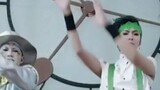 [Lifestyle][JoJo]Cosplay Rohan Kishibe Doing Gymnastic Moves