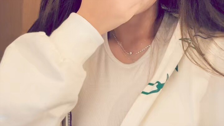 👀