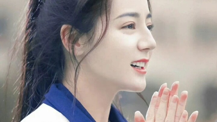 [Dilraba Dilmurat] Even at the age of eighteen, you will be the white moonlight of many people.