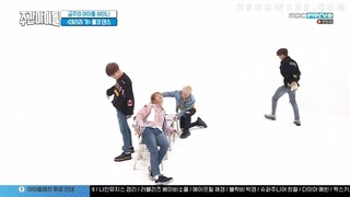 SHINee - Roller Coaster Dance (Good Evening) + Random Play Dance (Weekly Idol Eps 359)